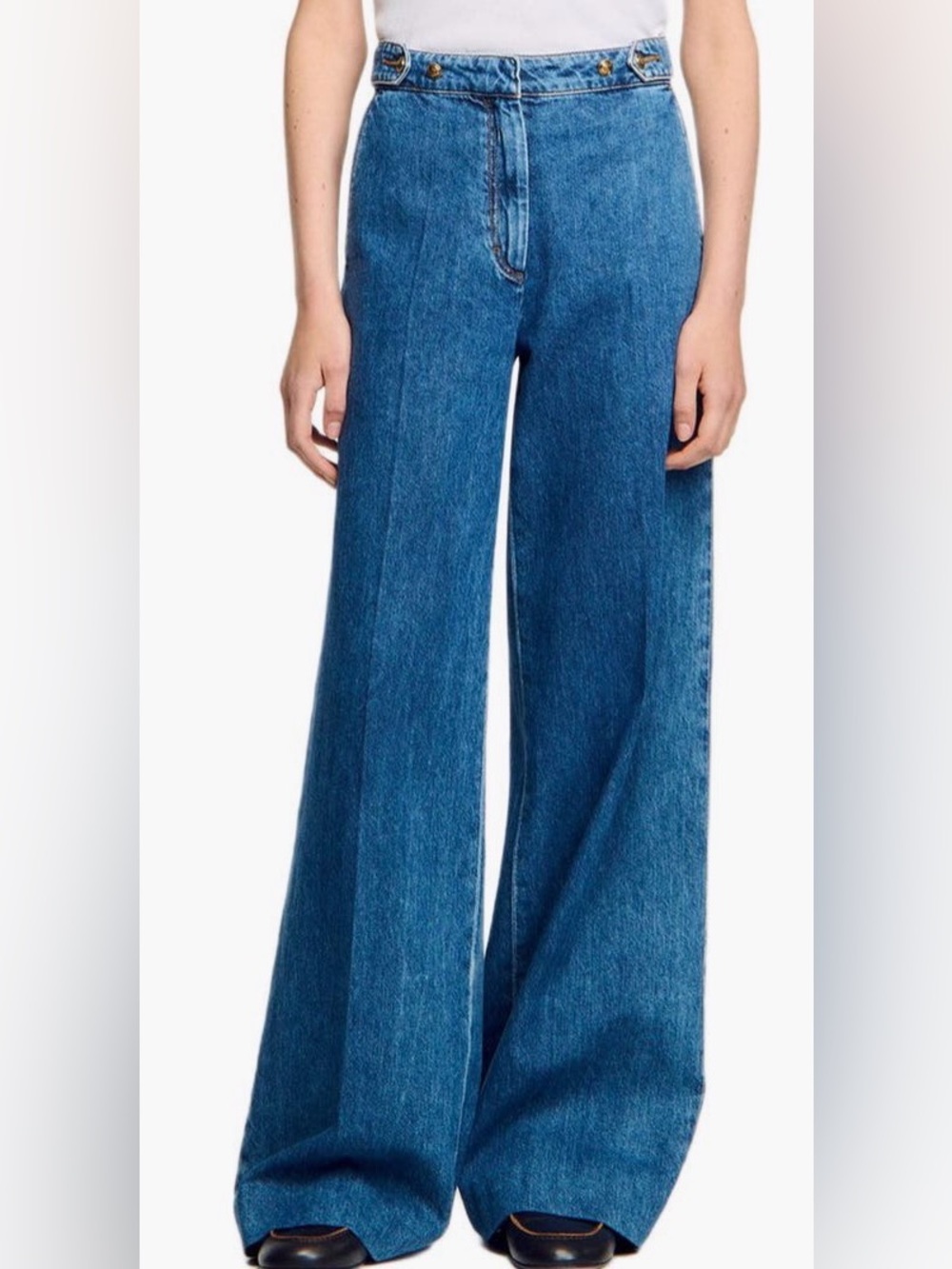 Sandro Jeans, Size 38 / US 6. Mid-rise Wide Leg Jean. Brand new with tags